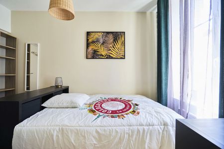 PALISSOT Roommate 3 Bedrooms at Nancy - Photo 4