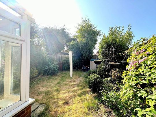 2 bedroom terraced house to rent - Photo 1