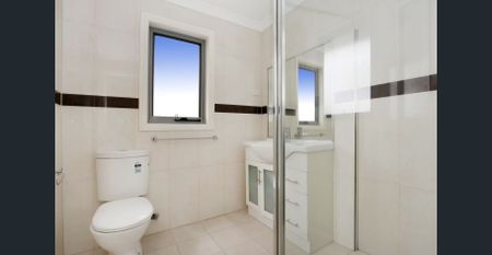 Modern Two Level Townhouse in a Prime Preston Location - Photo 5