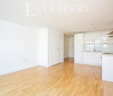 studio to rent Enterprise Place, 175 Church Street East, Woking, GU21 - Photo 5