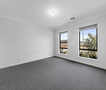 Perfect Location!!! - Photo 5