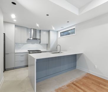 For Lease - 512 Roosevelt Avenue Unit# A, Carlingwood - Westboro and Area, Ontario - Photo 4