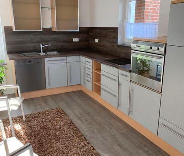 Schöne,komplett renovierte 2 Zimmerwohnung zu vermieten - Foto 1