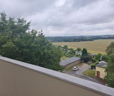 Auf Wunsch auch möbliert ! - 3-R.-Whg. mit Balkon u. EBK - Photo 4