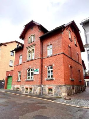 Herrliche Dachgeschosswohnung im Zentrum der Stadt Sonneberg - Photo 1