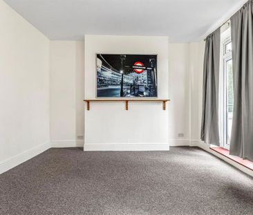 St. Marys Square, W2, London - Photo 2