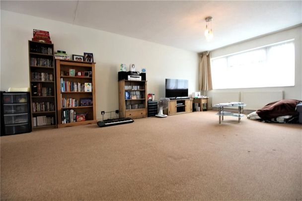 2 bedroom maisonette to rent - Photo 1