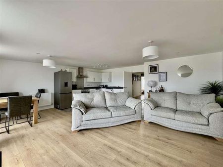 Tregover, Henver Road, Newquay, TR7 - Photo 3