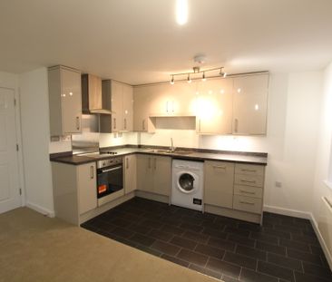 Goodes Court, Royston - Photo 3