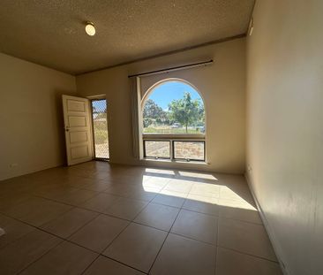 Functional, Low-Maintenance Ground Floor Unit – Available Now - Photo 1