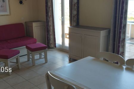 MALLEMORT - DOMAINE DE PONT ROYAL. APPARTEMENT T3 de 47.70m2 - Photo 4