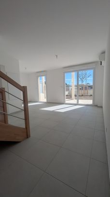 Location Appartement 3 pièces 62m² MONTEUX 84170 - Photo 1