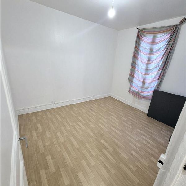 1 pièce - 19 m² - 3ème étage - Colocation non autorisée - Photo 1