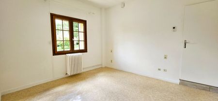 Location Maison 6 pièces 109m² EVREUX 27000 - Photo 2