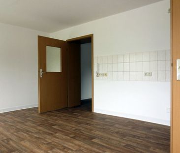 Wohnen im Grünen - Barrierefreie 2-Raum-Oase mit Charme - Photo 1