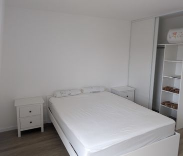 Location Appartement 3 pièces 70m² ARMENTIERES 59280 - Photo 6