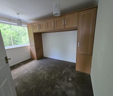 2 bedroom maisonette to rent - Photo 4