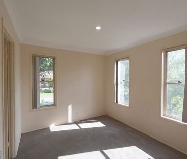 Perfect Family Home - GREAT LOCATION! - Photo 4