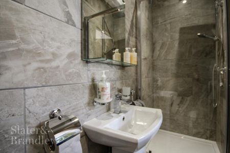 1 bedroom house of multiple occupation to rent - Photo 5