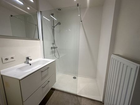 Uniek, instapklaar appartement in het historische centrum van Brugge - foto 4