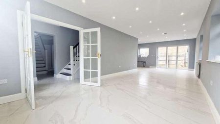 Rockley Road, Luton, LU1 - Photo 2