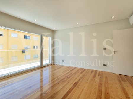 Apartamento T4 em Lisboa - Photo 2