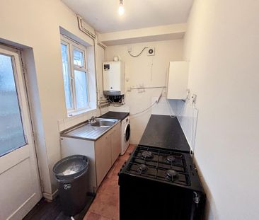 2 bedroom terraced house to rent - Photo 6