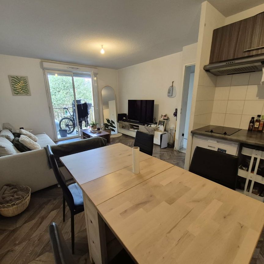 Location Appartement 2 pièces 44m² BAILLEUL 59270 - Photo 1