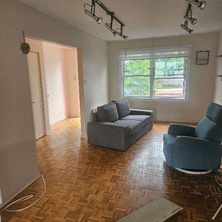 4 1/2 à louer - Photo 3