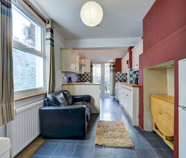 5 bedroom house to rent - Photo 2