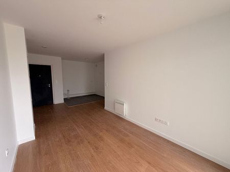 Location Appartement 3 pièces 53m² - Photo 3