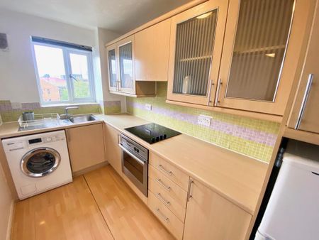 1 bedroom flat to rent - Photo 3