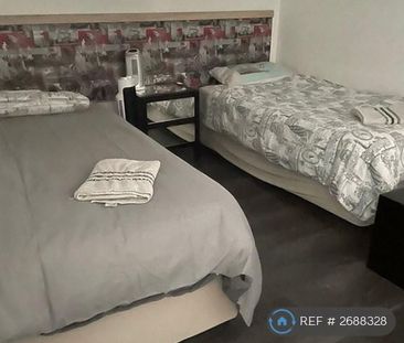 1 bedroom flat to rent - Photo 6