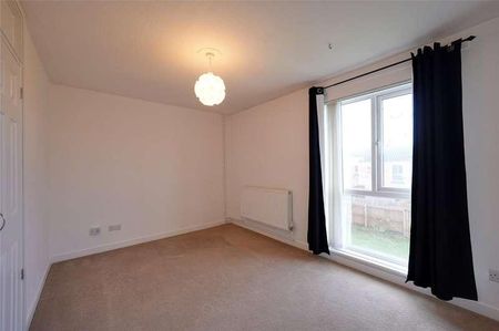 Oak Lane, Raf Lakenheath, Brandon, Suffolk, IP27 - Photo 2