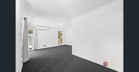 Freshly Updated Gem in Prime Armadale Location! - Photo 3