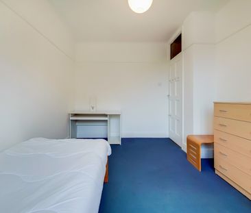 Osterley Court Great West Road - Photo 3