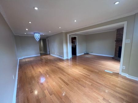 For Lease - 16 Lavron Court Unit# Main Fl, Markham, Ontario - Photo 4