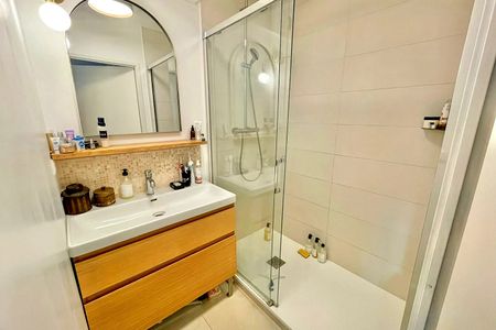 A LOUER - NANTES ST CLEMENT - Appartement Type 3 traversant REFAIT A NEUF avec BALCONS - Photo 5