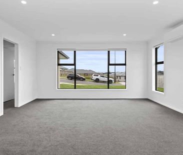 Welcome to Frontier Estate! - Photo 3