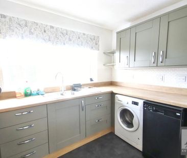 2 bedroom semi-detached house to rent - Photo 4