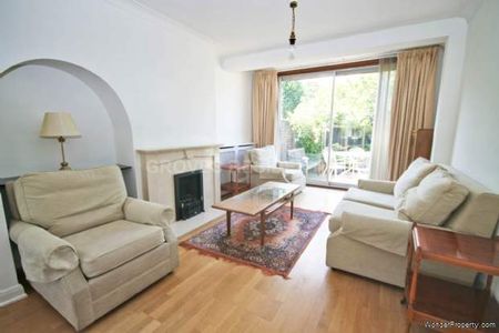 3 bedroom property to rent in Kingston Upon Thames - Photo 3