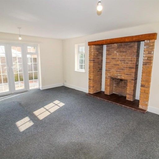 3 BED Detached house To rent - Photo 1
