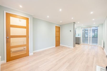 2 bedroom semi-detached house to rent - Photo 2