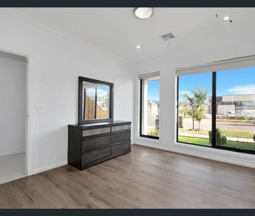 Modern Comfort in a Convenient Location - Photo 3