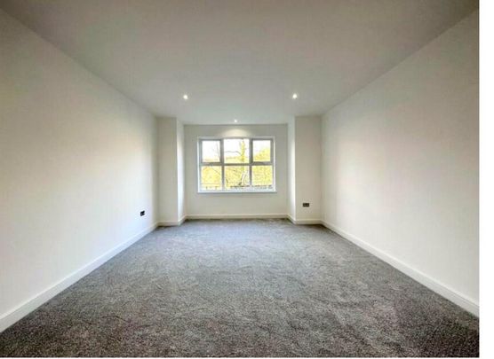 3 bedroom apartment to rent - Photo 1