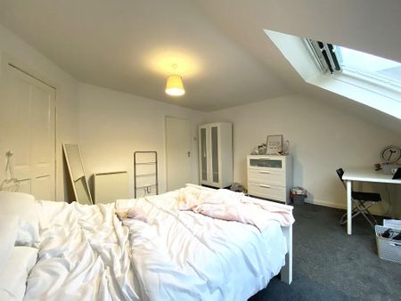 3 bedroom maisonette to rent - Photo 4