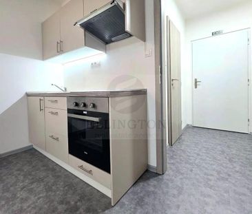 Pronájem bytu 1+kk 29 m2 - Fotografie 3