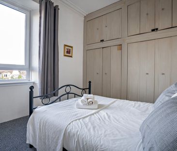 2 Bed Flat, Cathcart Place, EH11 - Photo 5