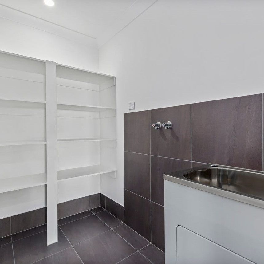 Great location - Photo 1