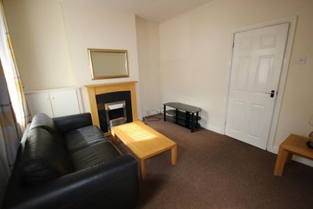 2 bedroom house to rent - Photo 2